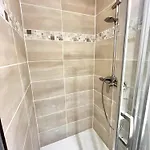 Le Verdun - Elegant Fully-equipped One-bedroom 贝尔热拉克